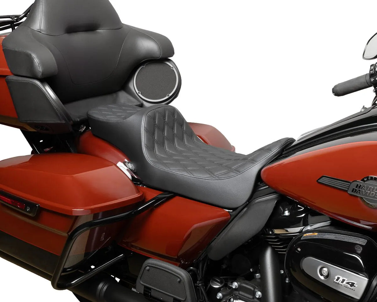 Drag Specialties Seats Extended Reach Predator III Seat Sadlar Harley Touring - PE08011923 bild 2 PMIMAGE:3680175B0D9D1A53AEA1