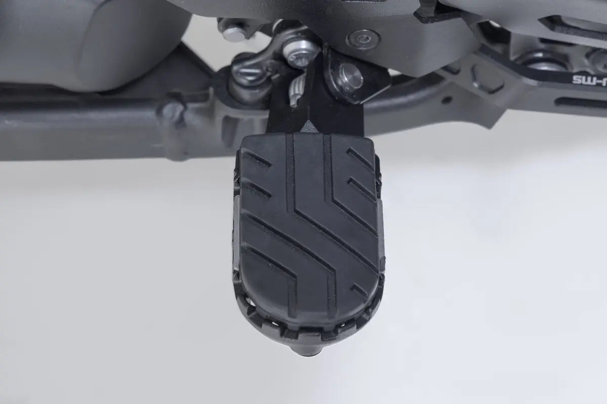 Sw Motech EVO Footrest kit Fotpinnar & delar - PE16202753 bild 2 PMIMAGE:B36AF0DBEE22FEBC6C3F