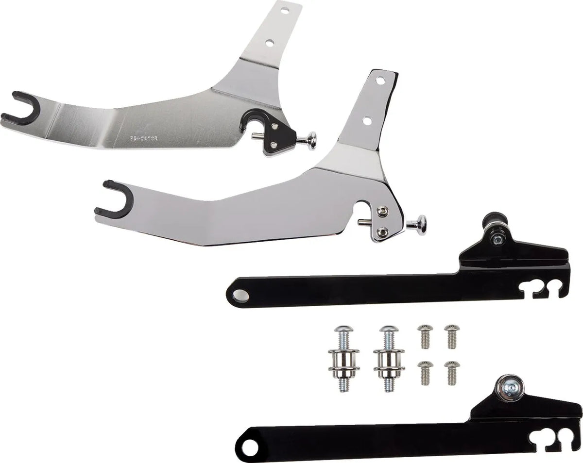 Cobra Detachable Backrest Kit Sissybars - PE15010573 bild 2 PMIMAGE:1E198F5274F191D8C3A7