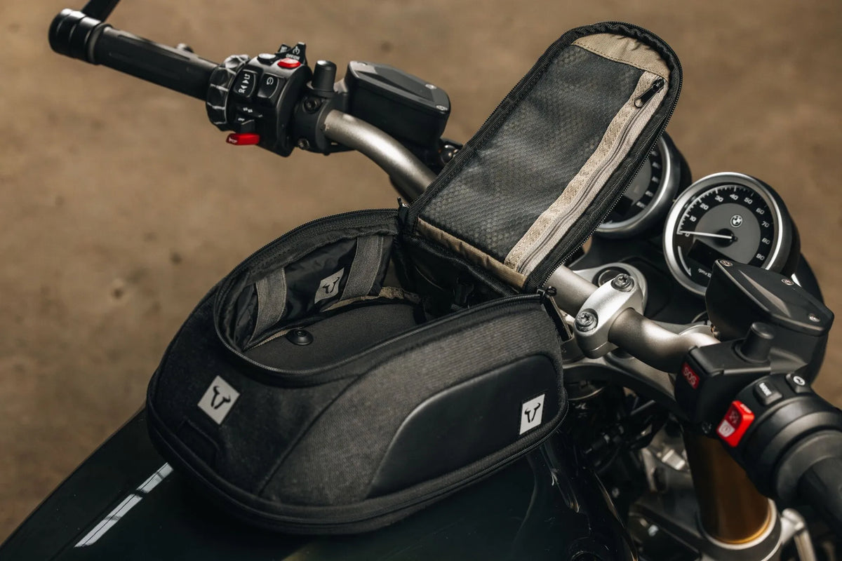 Sw Motech Legend Gear Strap-on Tank Bag LT2 Tankväskor & delar - PE35020757 bild 2 PMIMAGE:8B132A400313E7EFAB99