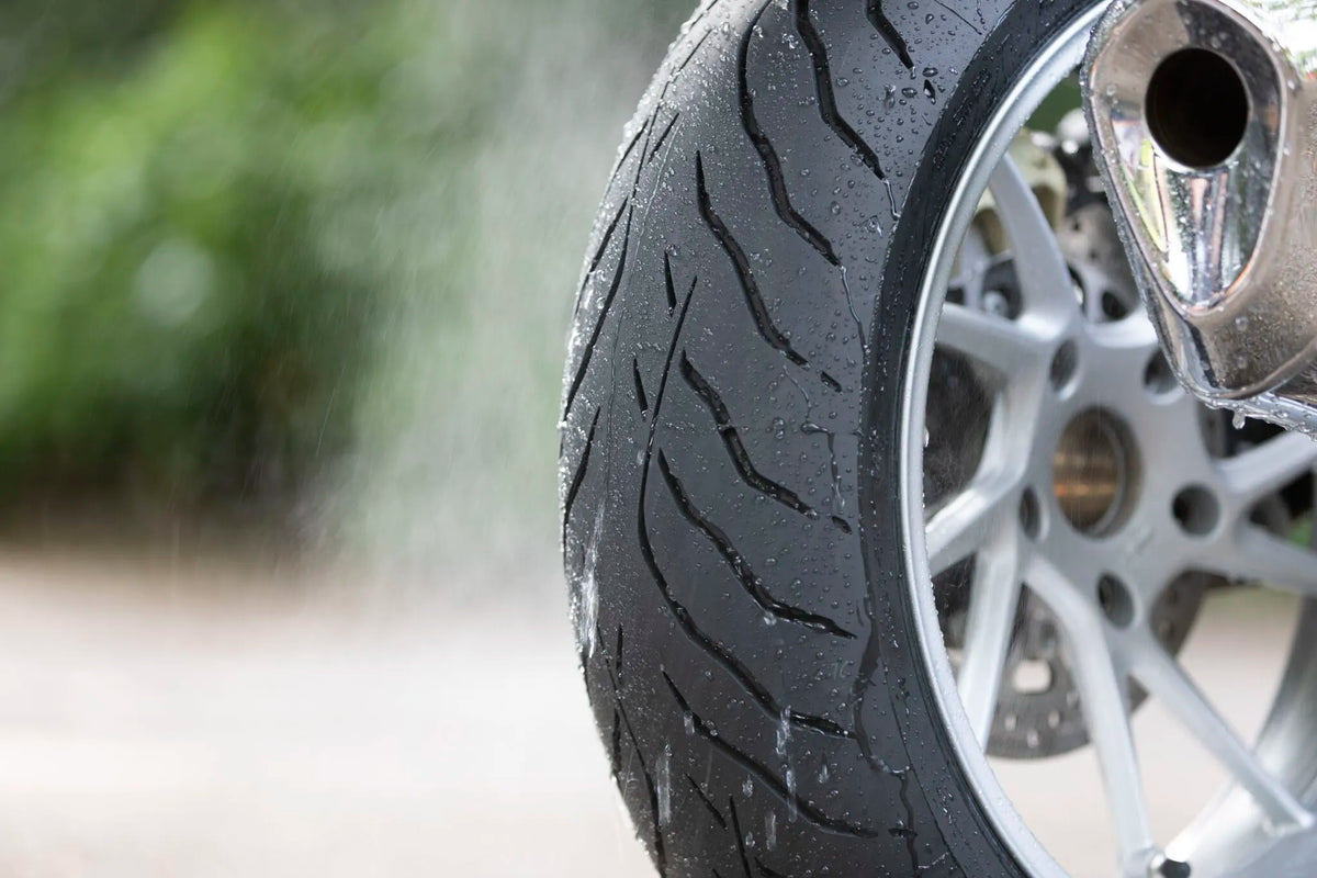 DUNLOP Sportmax Roadsmart IV Bakdäck 150/60R17 66H - PE03021590 bild 12 PMIMAGE:8502E9C26F1B6A11D95B