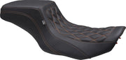 Mustang Kodlin Signature Series Squareback™ Seat Sadlar Harley Touring - PE08011909 bild 1 PMIMAGE:D7821E11B8A7C5CAE4E9