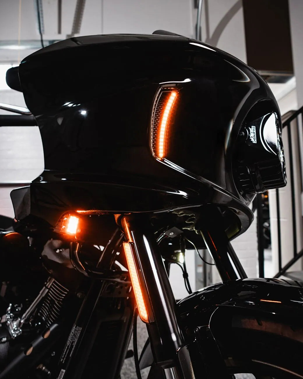 CUSTOM DYNAMICS Low Rider ST Fairing Vent Lights - PE20403229 bild 3 PMIMAGE:4D1F247536C1508E6E33