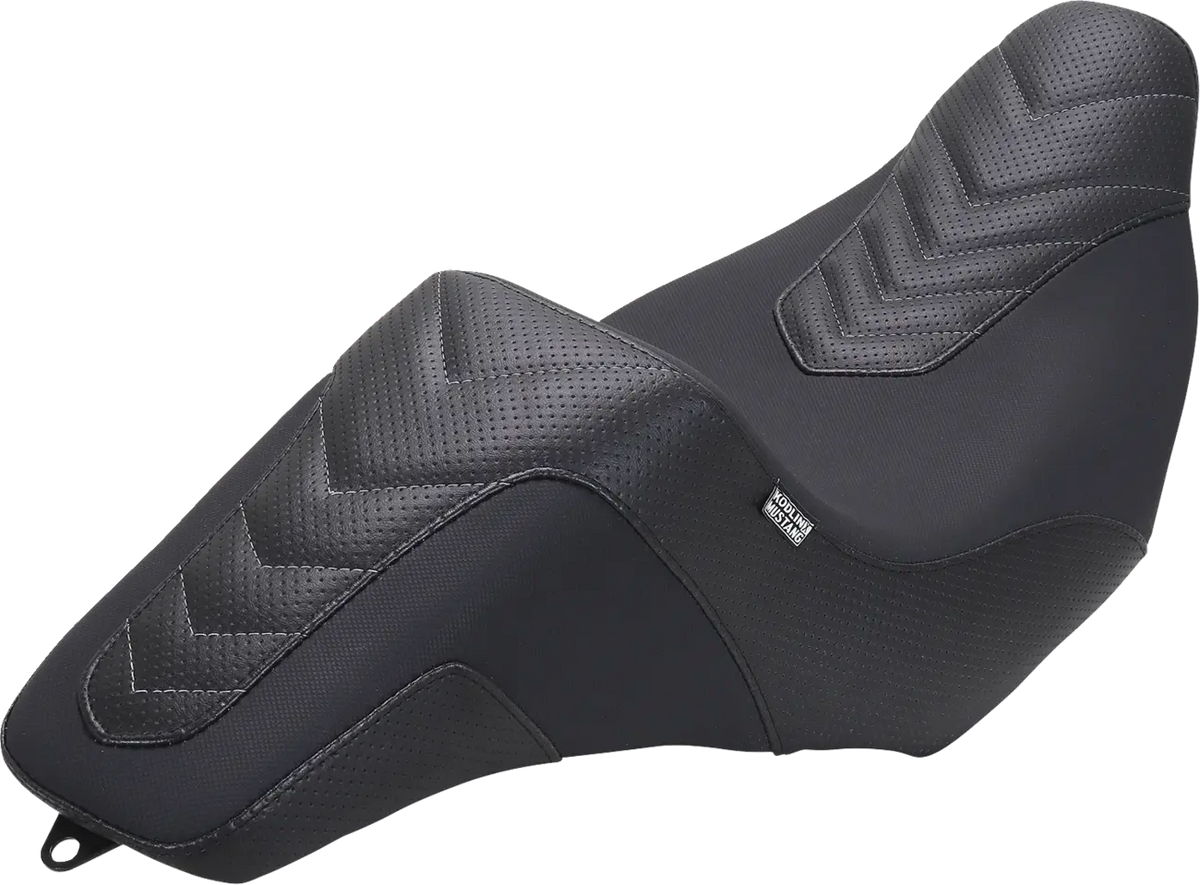 Mustang Kodlin Signature Series Squareback™ Seat Sadlar Harley Touring - PE08011902 bild 1 PMIMAGE:844424618EEAFF98270E
