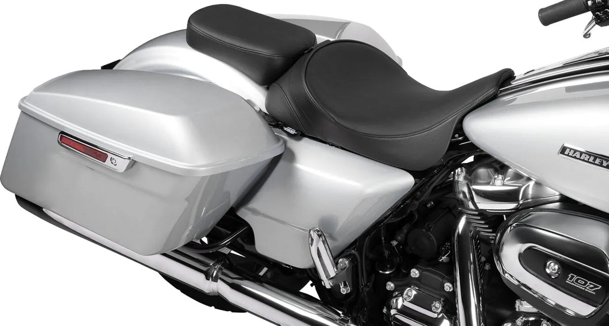 Drag Specialties Seats Rear Solo Seat Sadlar Harley Touring - PE08011956 bild 2 PMIMAGE:B485EC09ED8824E2D3EE