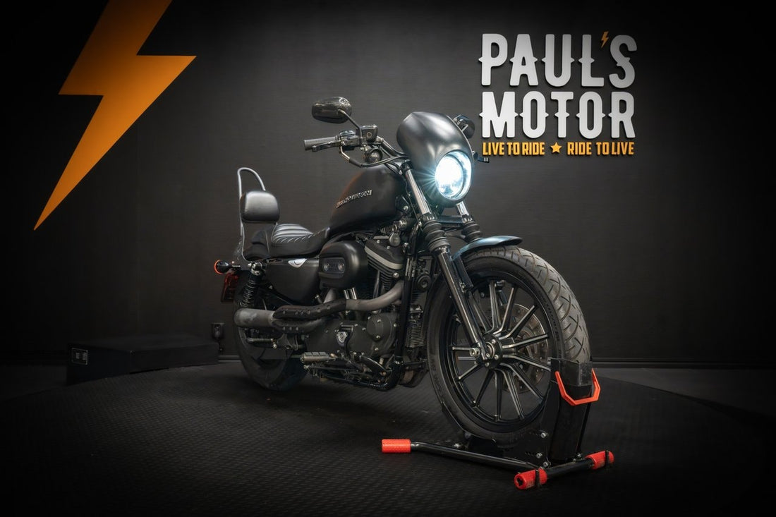 Harley-Davidson Iron 883 (XL883N) "Vance Hines" JUC397 – bild 1