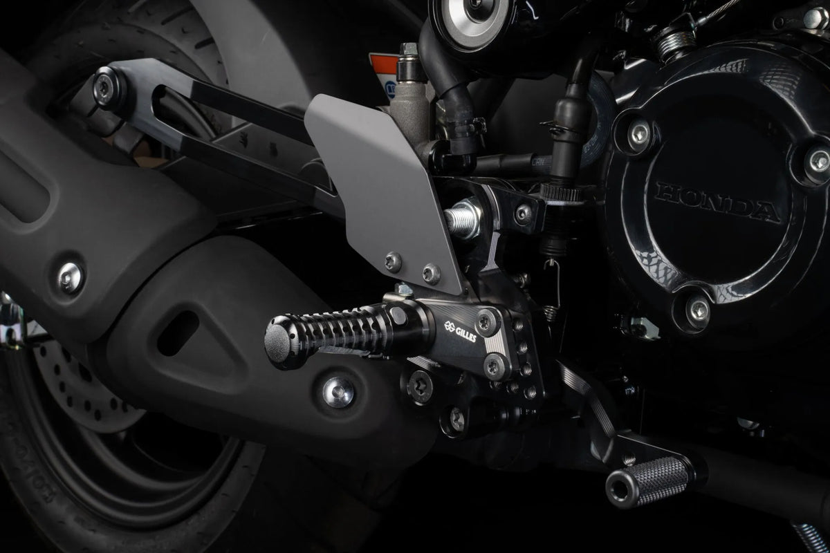 GILLES TOOLING AS31 Justerbar Bakre Fotstöd Honda MSX125 GROM 2022 - PE16230612 bild 2 PMIMAGE:26CF6C439BE2647EC1A2
