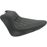 Mustang Wide Tripper™ Solo Seat Sadlar Harley Softail - PE08020769 bild 1 PMIMAGE:BC728BD8EDE1AF169BB6
