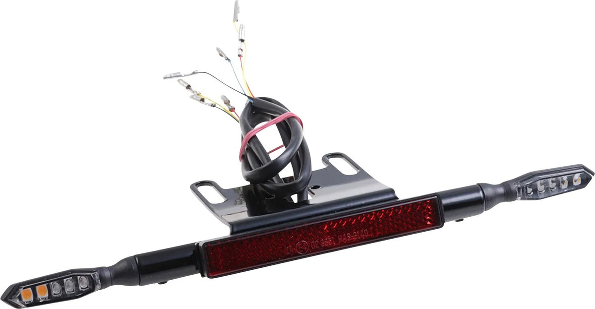 CULT WERK LED Blinkers 3-i-1 med fäste - PE20202046 bild 2 PMIMAGE:4E6BD74A3B9887A6DC09