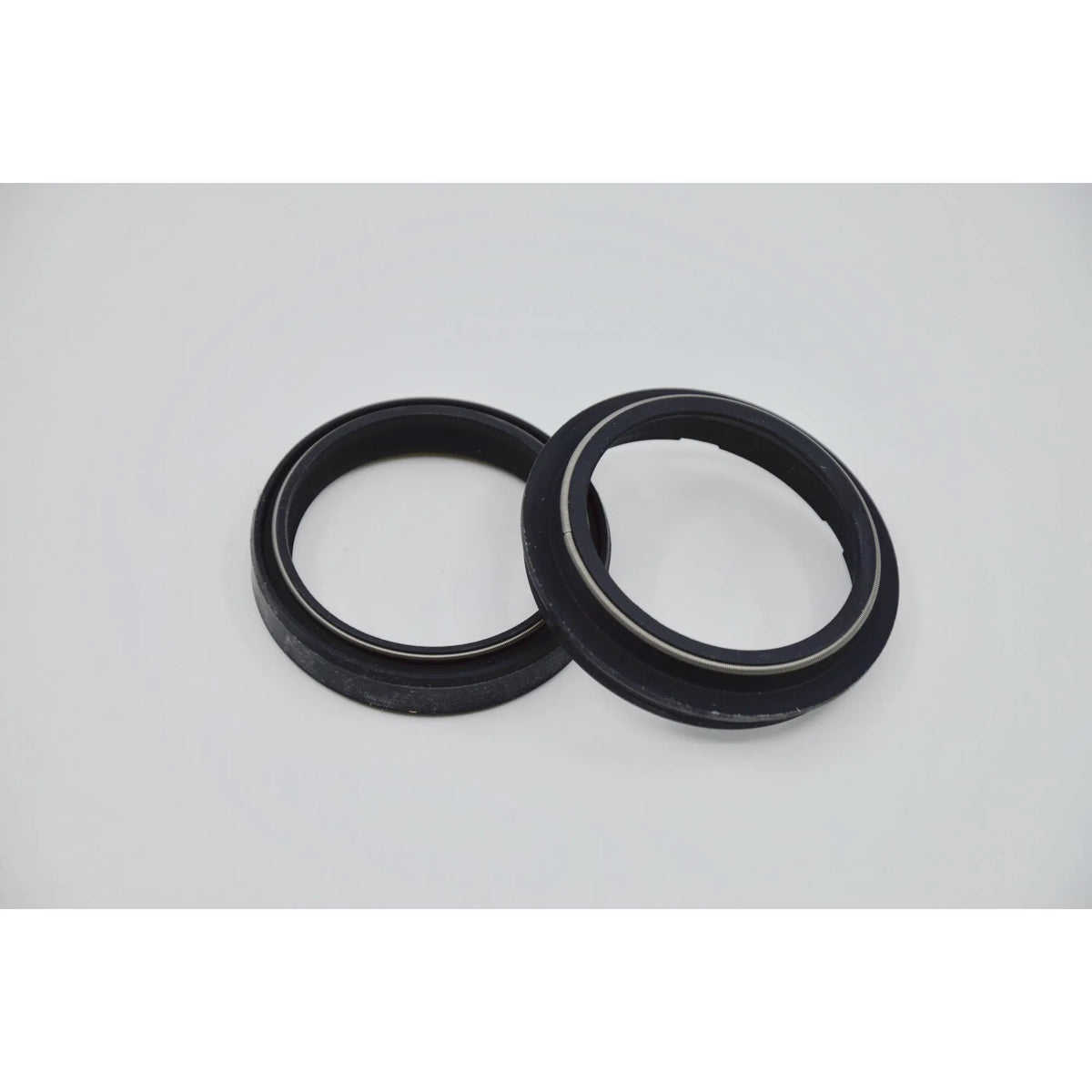 SKF Fork Seal Kit WP 43 mm - PE04070868 bild 1 PMIMAGE:601B6AB32E6D00BEE52B