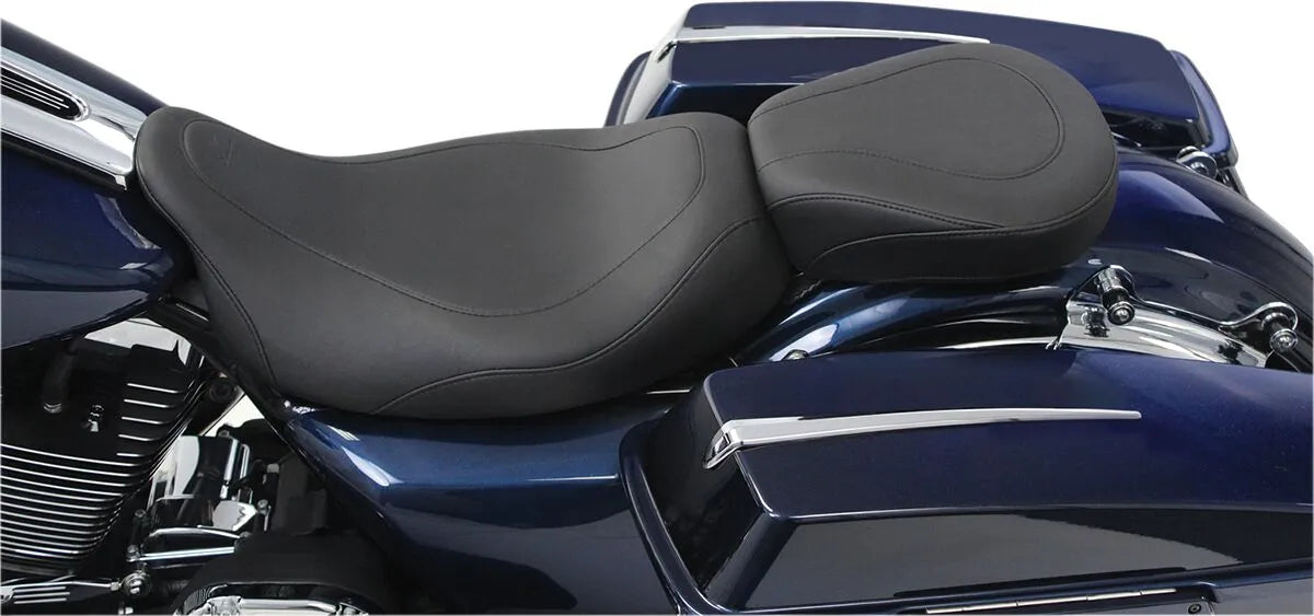Mustang Wide Tripper™ Solo Seat Sadlar Harley Touring - PE08010739 bild 2 PMIMAGE:C874255CB9B46EE5B6CB