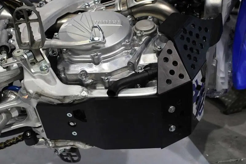 Axp Racing Adventure Skid Plate Motorskydd - PE05062431 bild 3 PMIMAGE:D8BE718A3462E9A5E807