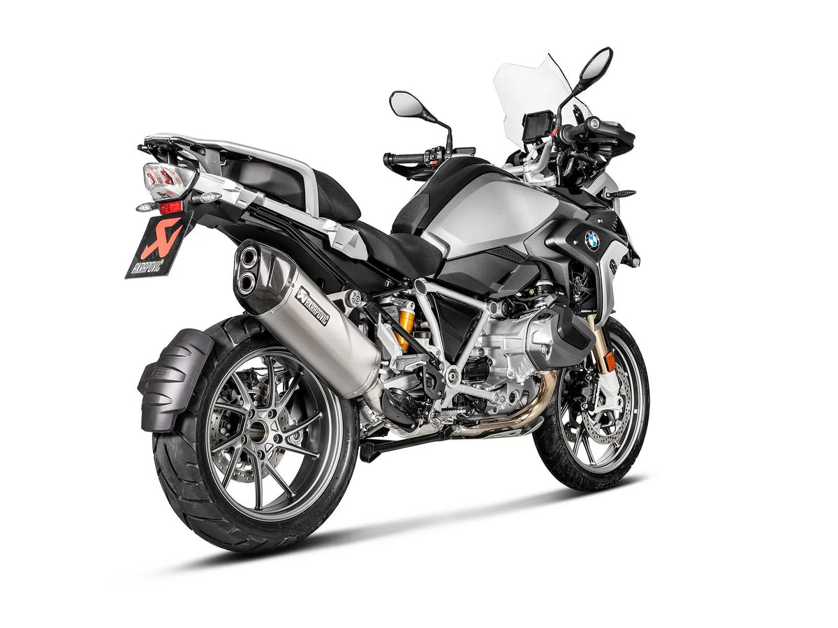 Akrapovic Carbon Fiber Slip-On Line Mufflers Ljuddämpare Street - PE18113701 bild 1 PMIMAGE:35DF0066CFC6D14D6F16