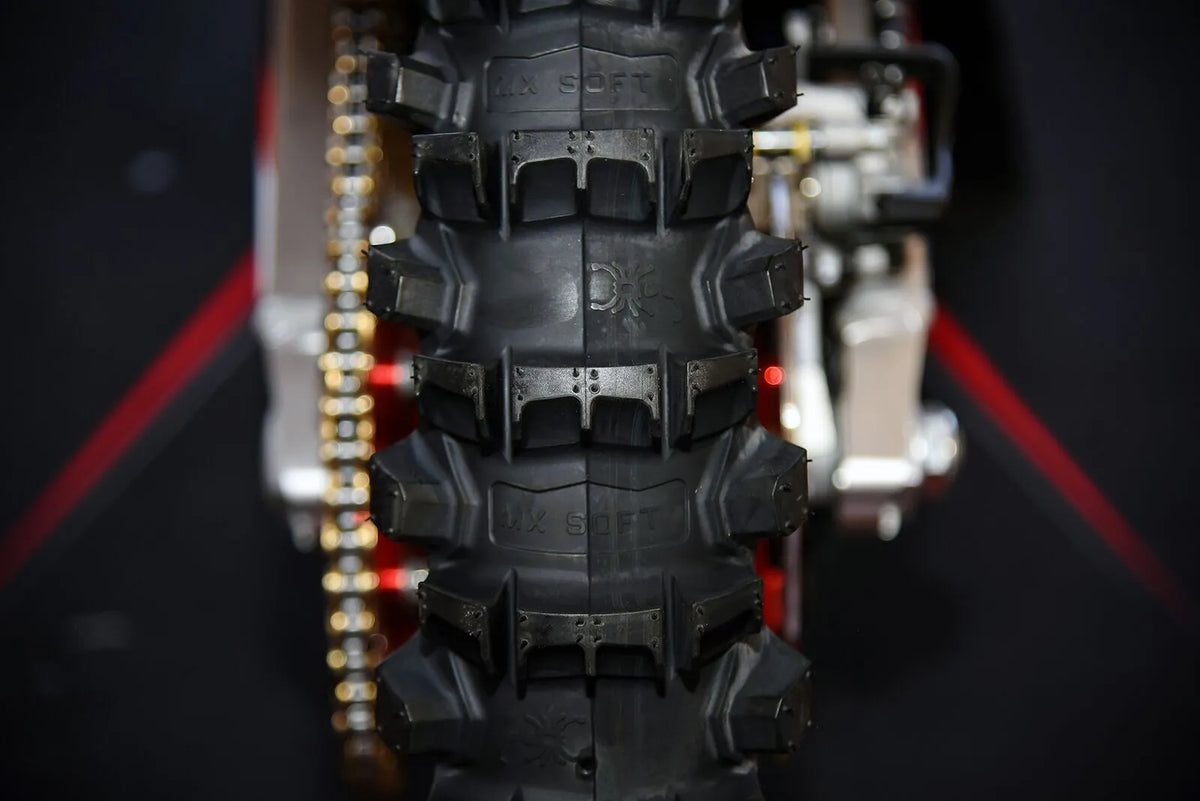 Pirelli Scorpion™ MX Soft Crossdäck bak - PE03130119 bild 3 PMIMAGE:3D1EBA899168AABBFB56