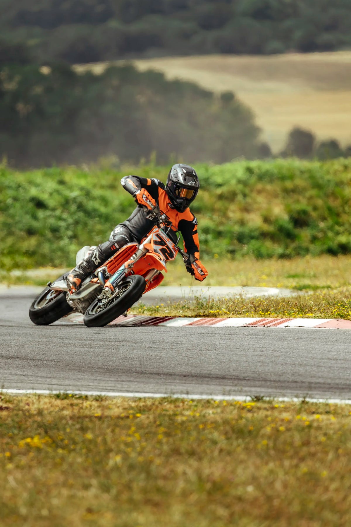 MICHELIN Power SuperMoto Slick 160/60R17 Tubeless - PE03020963 bild 15 PMIMAGE:DE99A62DA1611E067328