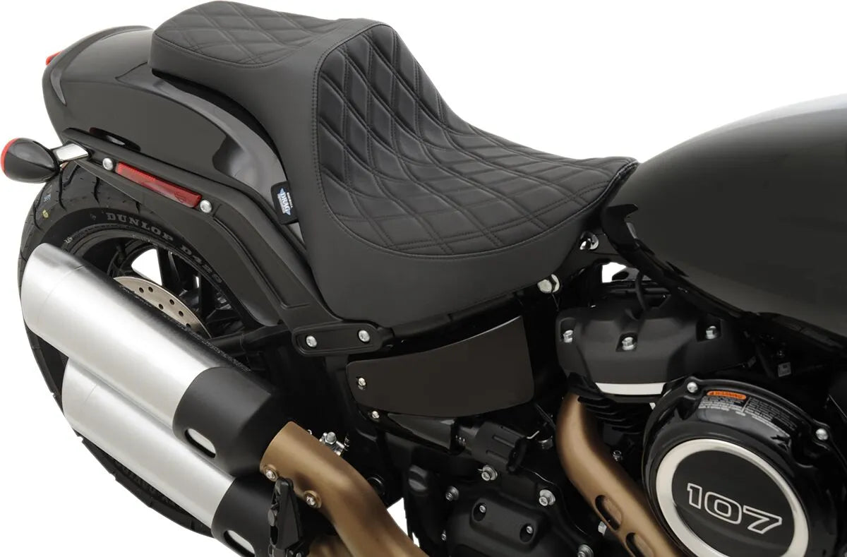 Drag Specialties Seats Predator III Seat Sadlar Harley Softail - PE08021072 bild 3 PMIMAGE:D64AF0C0FB7AB9EE5832