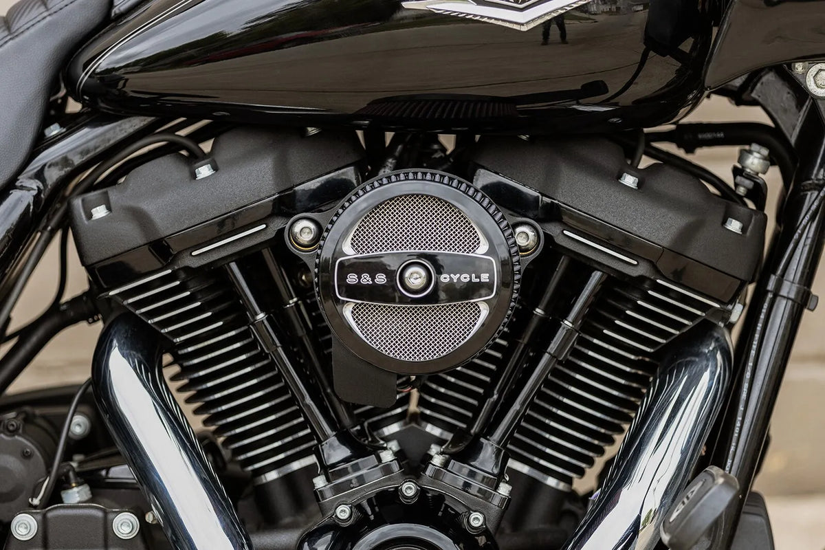 S&S CYCLE Stealth Air Cleaner Cover - PE10140173 bild 2 PMIMAGE:0BD949C4AACF039875A4