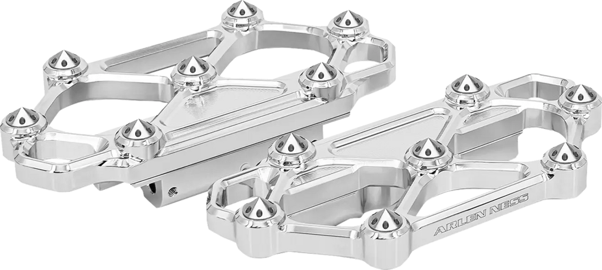 Arlen Ness Diamond Floorboards Fotplattor & delar - PE16211219 bild 1 PMIMAGE:8768AC015428CCFFE2EF