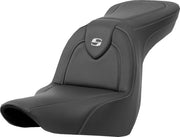 Saddlemen Roadsofa™ Carbon Fiber Seat Sadlar Harley Softail - PE08021567 bild 1 PMIMAGE:21ECD0B237EDCEB639DE