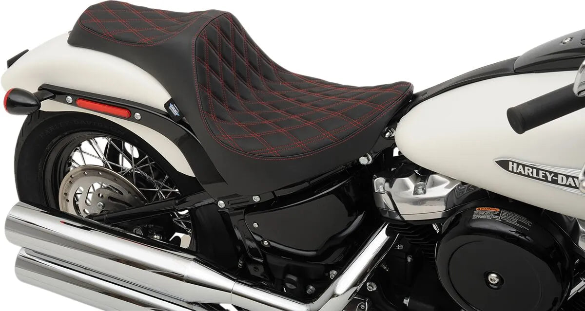 Drag Specialties Seats Predator III Seat Sadlar Harley Softail - PE08021147 bild 2 PMIMAGE:37B768EC8FE2CB64447A