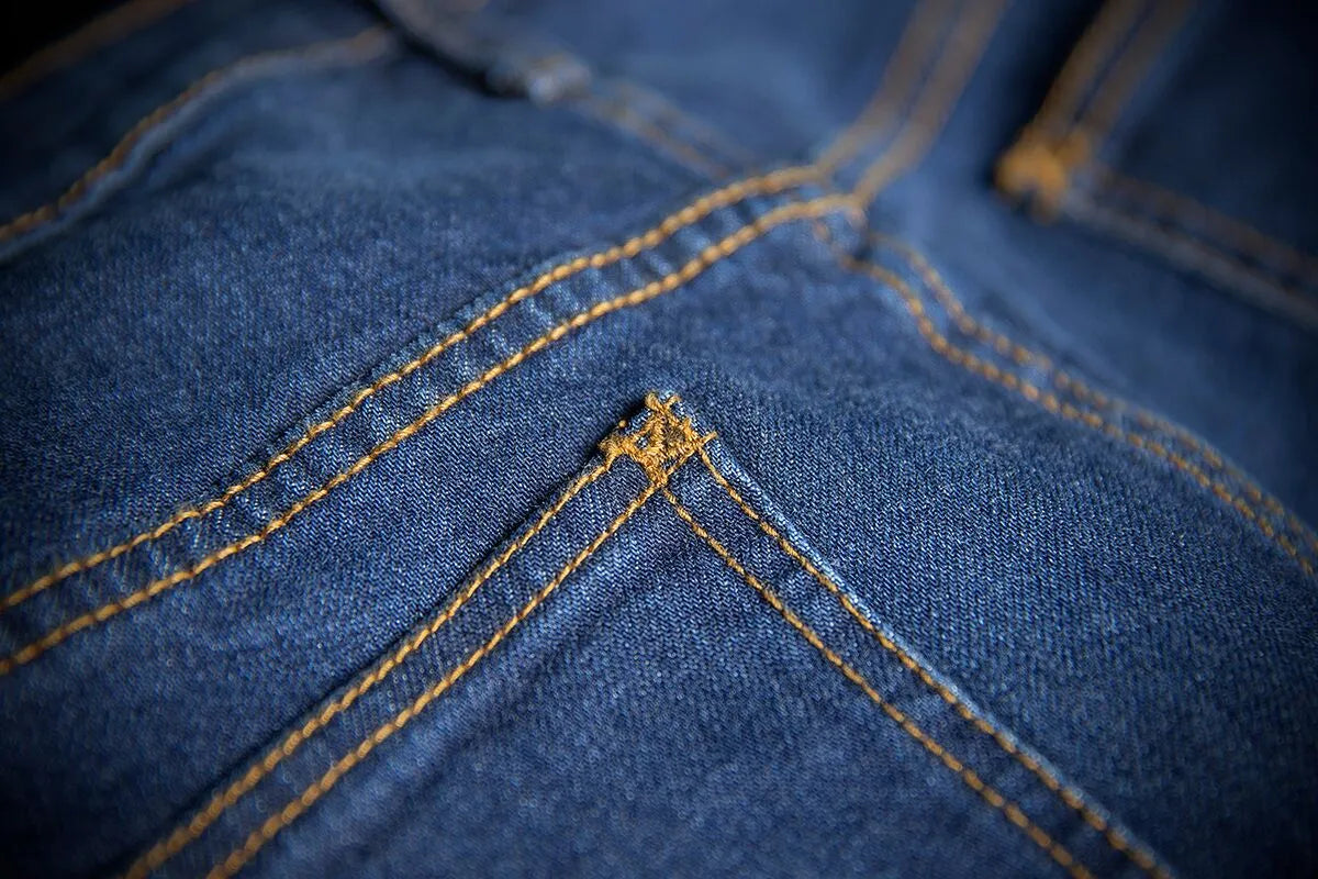 ICON - 1000 Women's MH1000™ Jean - PE28230227 bild 7 PMIMAGE:F13D4FDC62B7DE85BE84