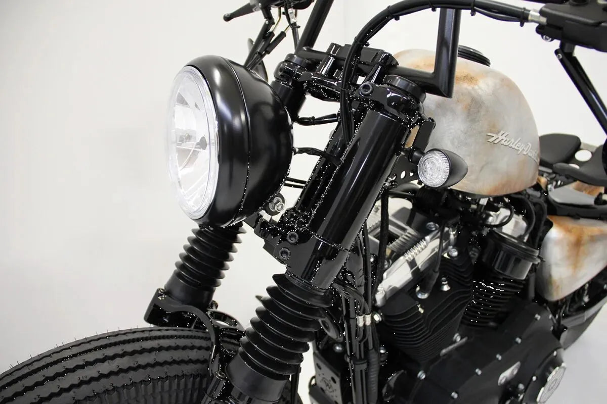 CULT WERK Gaffel Triangel Skruvar till Harley-Davidson Sportster - PE24011575 bild 4 PMIMAGE:0B369A5ABABE7E98F448