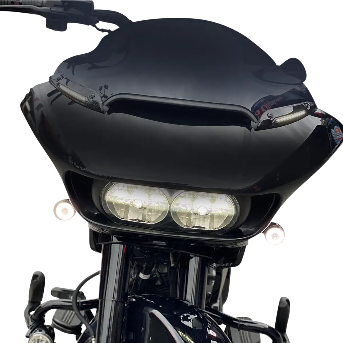 CUSTOM DYNAMICS Genesis® 4 LED Road Glide® Vindruta List - PE20402816 bild 6 PMIMAGE:D805BF1419FD85661ABF