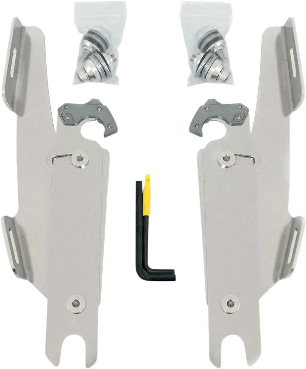 Memphis Shades Hd Fats/Slim Windshield Trigger-Lock Complete Mount Kit Fästdelar & kit för vindrutor - PE23200089 bild 1 PMIMAGE:586496A21A19782959F8