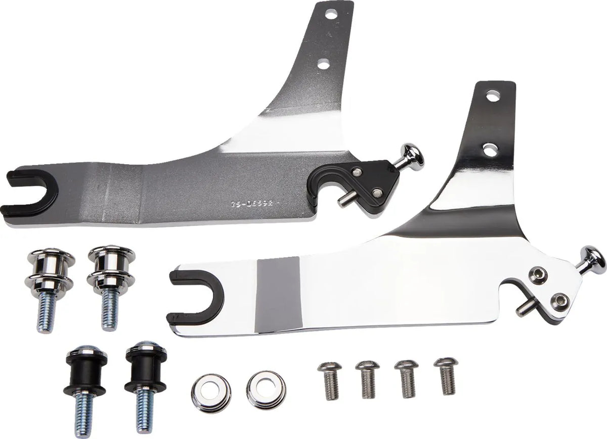 Cobra Detachable Backrest Kit Sissybars - PE15010613 bild 3 PMIMAGE:ECC5AAADA446B68CEB98