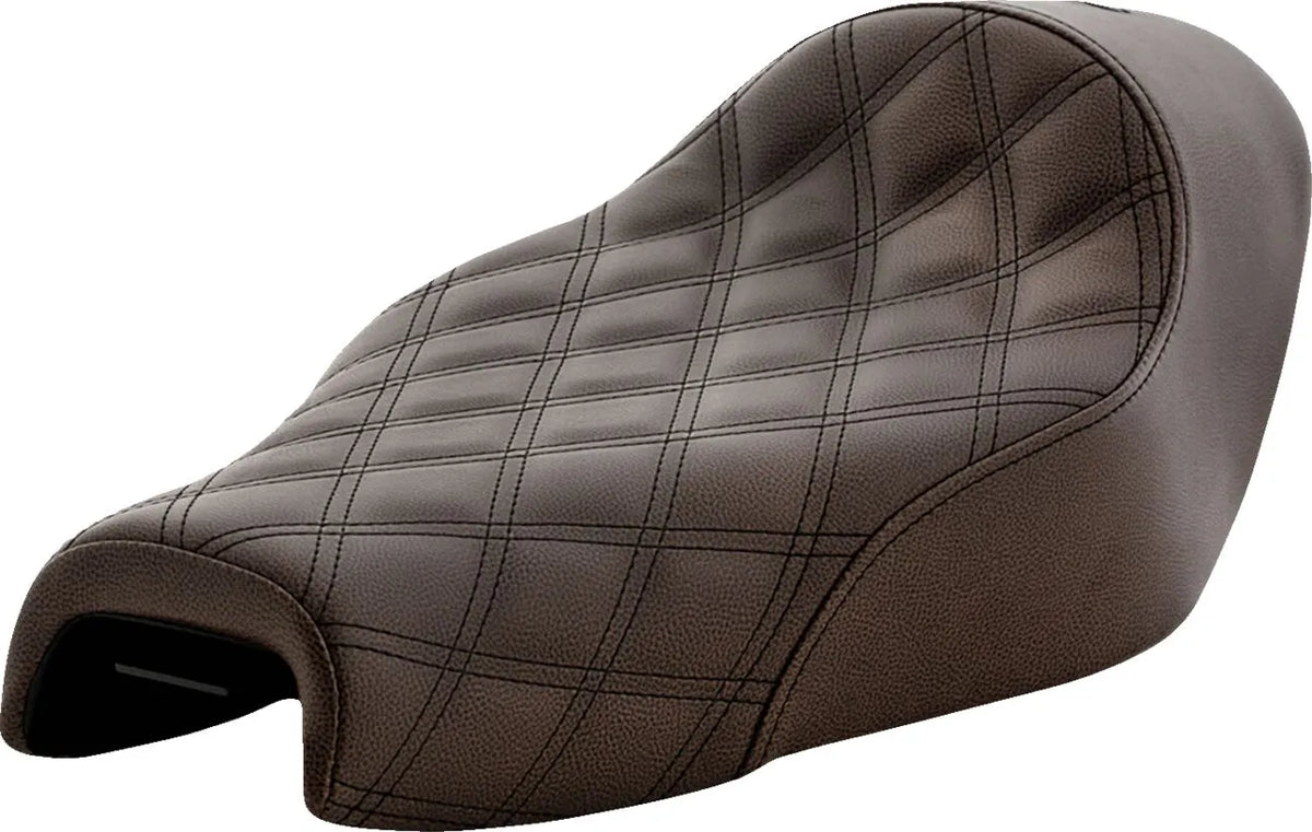 Saddlemen Renegade™ Lattice Stitch Solo Seat Sadlar Harley Sportster - PE08040662 bild 1 PMIMAGE:AF4F7F44071806211383