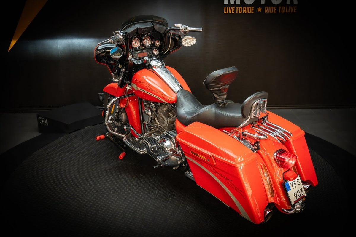 Harley-Davidson Street Glide CVO Fri hemleverans YFS903 – bild 6