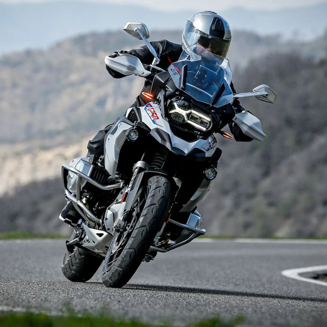Dunlop Trailmax Meridian Dual sport däck bak - PE03170459 bild 8 PMIMAGE:6AD2188FA68536FBFAD3