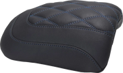 Mustang Padded Passenger Seat Cowl Sadlar Harley Touring - PE08012118 bild 1 PMIMAGE:A6E13FFF4CAAAAF2791C