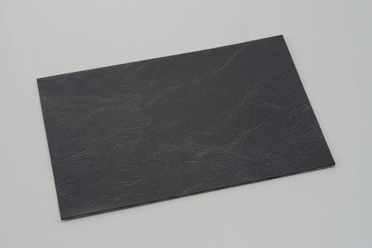 DAYTONA Seat Repair Sticker Svart 110x170mm - PE08213646 bild 1 PMIMAGE:ABEE5E89D4277E19B7A6