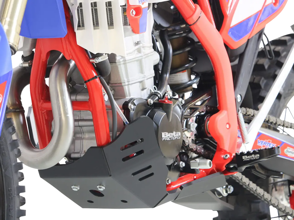 Moose Offroad Hard Parts Xtreme Skid Plate Motorskydd - PE05062607 bild 4 PMIMAGE:F046F06F78EAEF2E2105