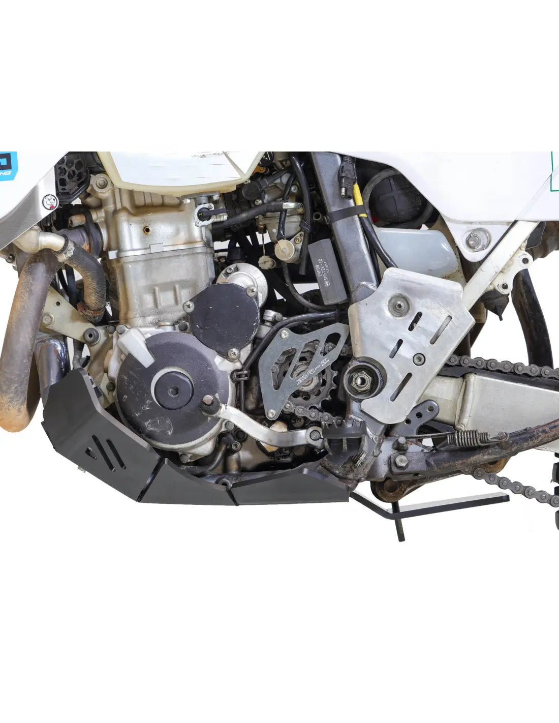 AXP RACING Xtrem Skid Plate Suzuki DRZ400 00-08 Svart - PE05062626 bild 6 PMIMAGE:8CC3BBDDB0CADC6C1DFD