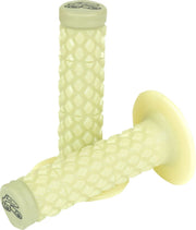 Renthal MX R-Works Aramid Comfort Dual Grips Handtag - PE06303190 bild 1 PMIMAGE:B55279DB2CCA6538BAF9