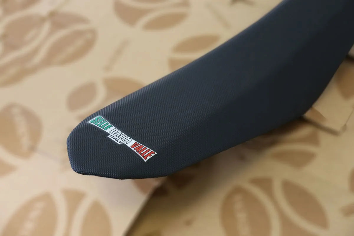 Selle Dalla Valle Super Grip Racing Seat Cover Sadelöverdrag - PE08212081 bild 3 PMIMAGE:853347CAE9B4AFB8EA31