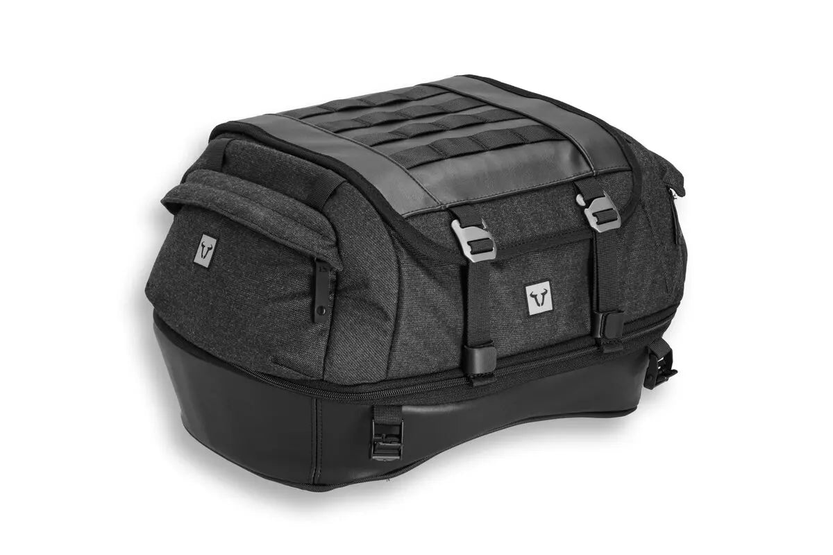 Sw Motech Legend Gear LR4 Tail Bag (18 - 25 Liters) Cruiser-, sport- & adventureväskor - PE35160439 bild 1 PMIMAGE:462395F1414BC6E98485