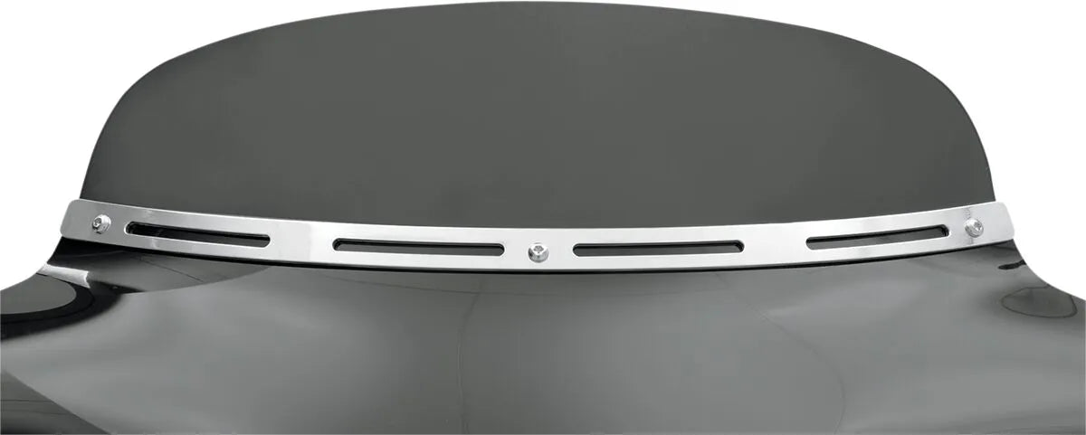 MEMPHIS SHADES HD Slotted Rostfri Batwing Fairing Trim - PE23500110 bild 1 PMIMAGE:AD49BE63F2A33BC3520F