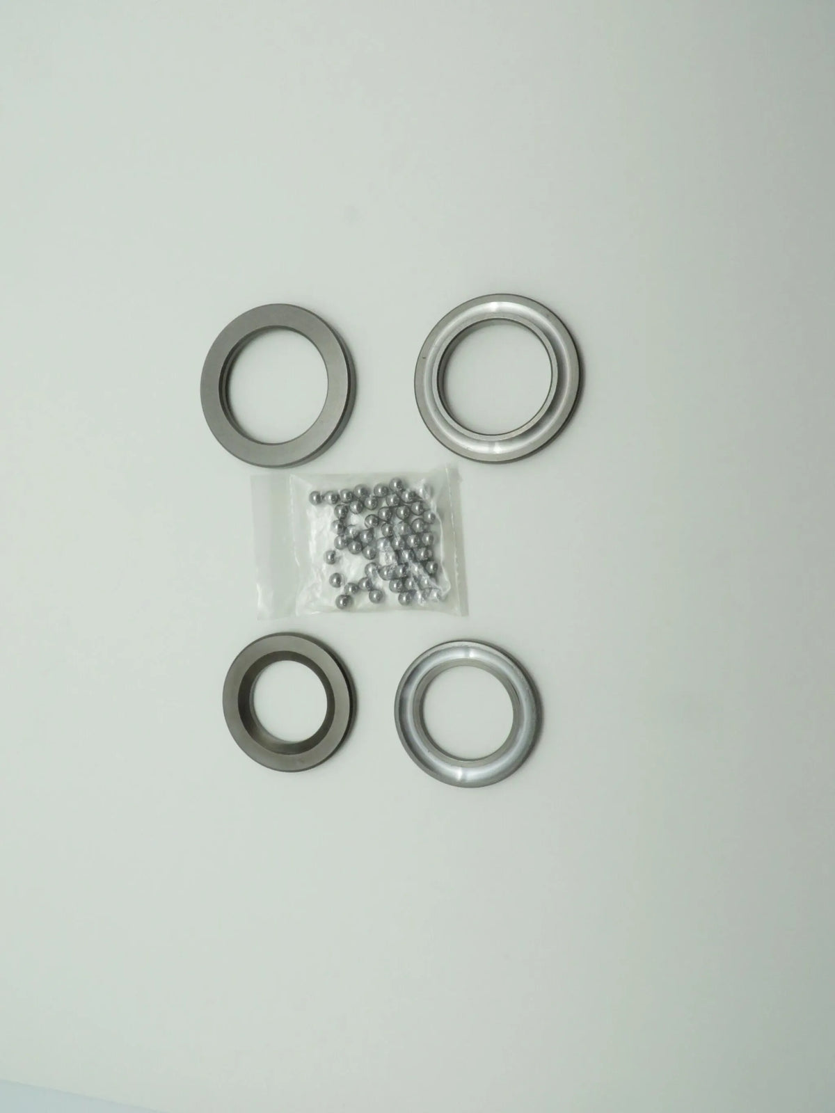 Parts Europe Bearing for Steering Stem Styrhuvud & styrlager - PE04100322 bild 1 PMIMAGE:B28A11CEAC44F1BDB118