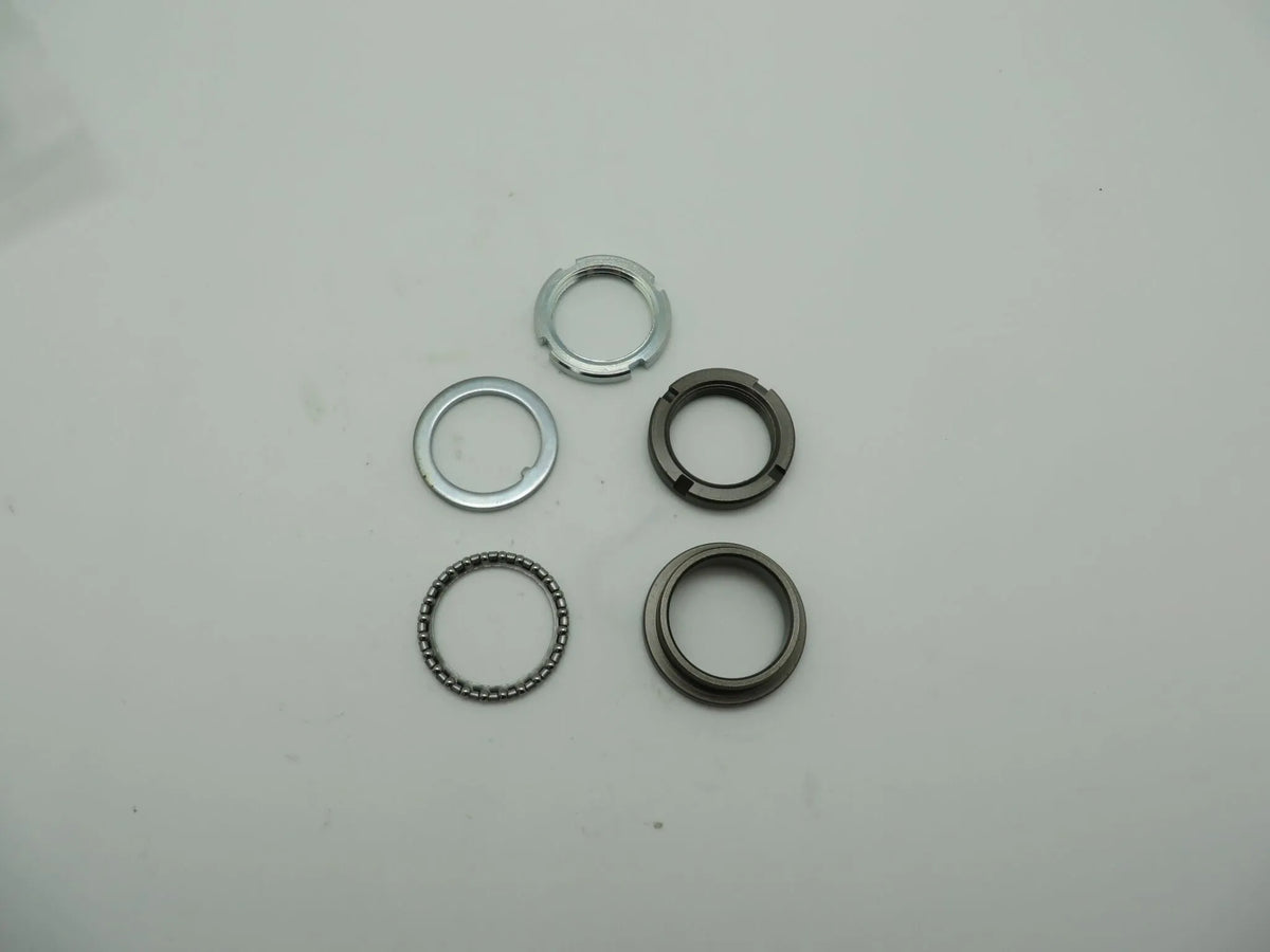 Parts Europe Bearing for Steering Stem Styrhuvud & styrlager - PE04100305 bild 2 PMIMAGE:D17BBE5A7FB2FB70481F