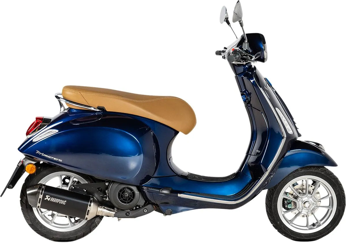 Akrapovic Slip-On Scooter Muffler Ljuddämpare Street - PE18114243 bild 1 PMIMAGE:AA4FEF1384FDC560C05A