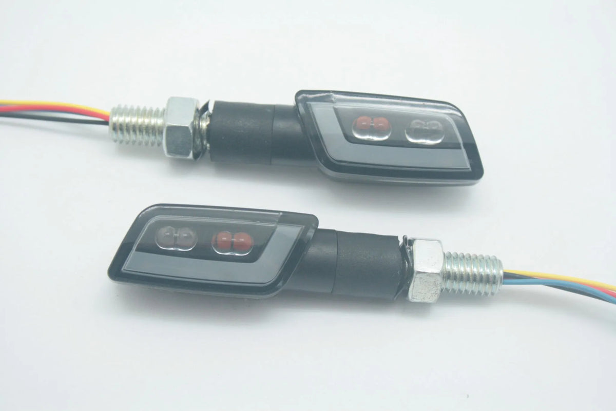 PARTS EUROPE E-märkta blinkers med positionsljus - PE20202197 bild 1 PMIMAGE:1C167F59EE3959AB96A1