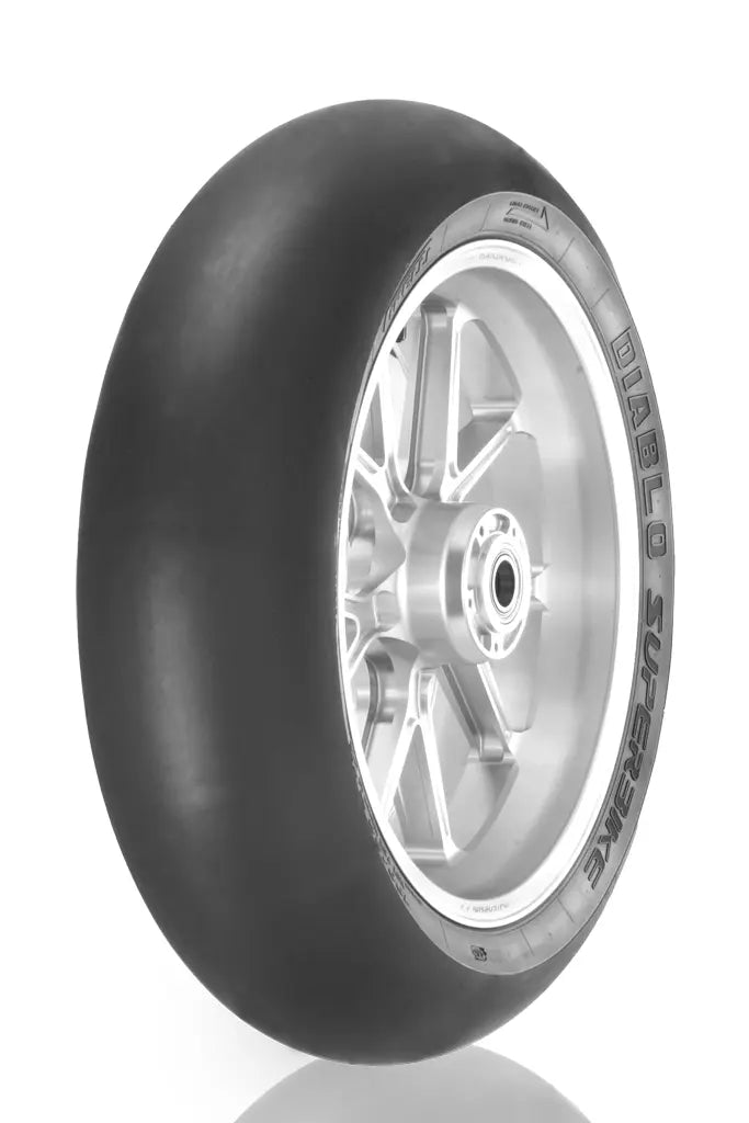 PIRELLI Diablo Superbike SC1 200/65 R17 NHS TL Bakdäck - PE03021516 bild 1 PMIMAGE:235F1E0E89089B27FAEE