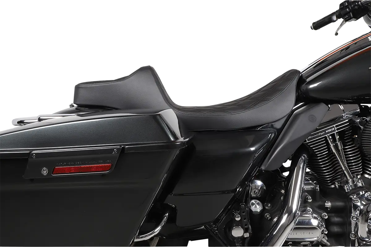 Drag Specialties Seats Extended Reach Predator III Seat Sadlar Harley Touring - PE08011369 bild 5 PMIMAGE:0A2B768C1B93D5622A5E