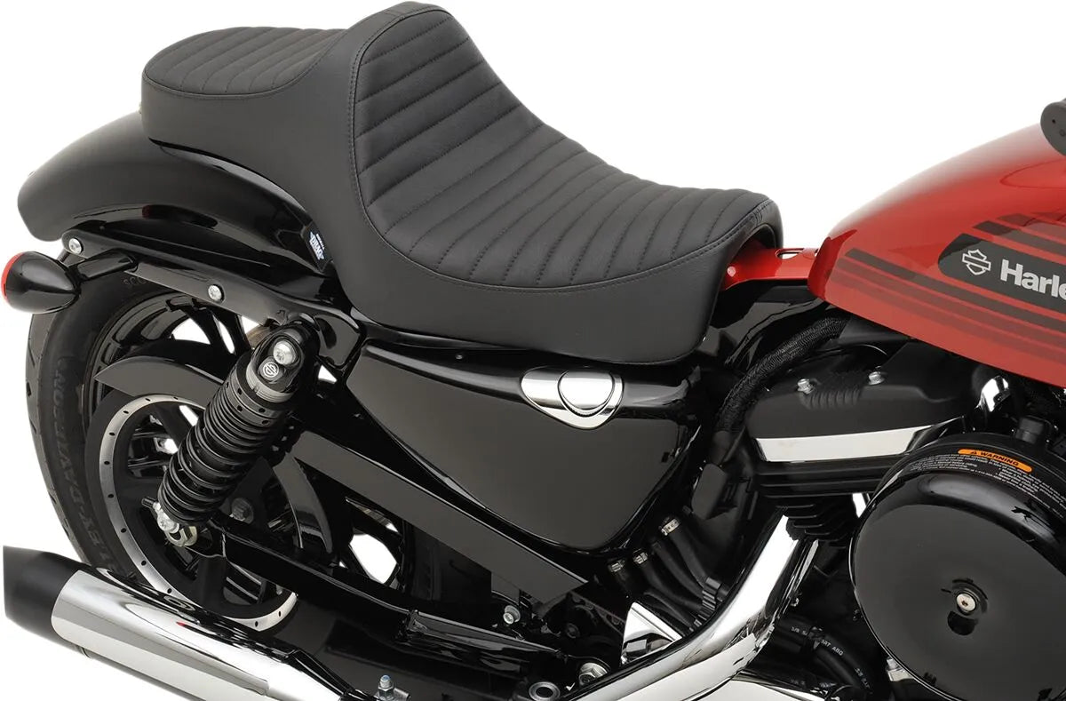 Drag Specialties Seats Predator III Seat Sadlar Harley Sportster - PE08040730 bild 3 PMIMAGE:0FCEAD5E17CBEA0F296D