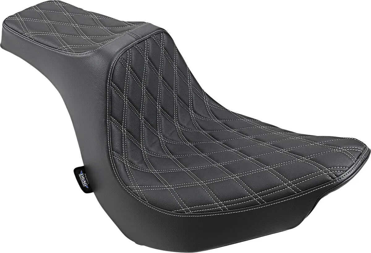 Drag Specialties Seats Predator III Seat Sadlar Harley Softail - PE08021189 bild 1 PMIMAGE:D7C40392DAD6E05E67BB