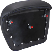 Mustang Chopped Tour-Pak® Sissy Bar Pad Ryggstöd för sadlar - PE08220644 bild 2 PMIMAGE:CFD474DF3422E72D1C34