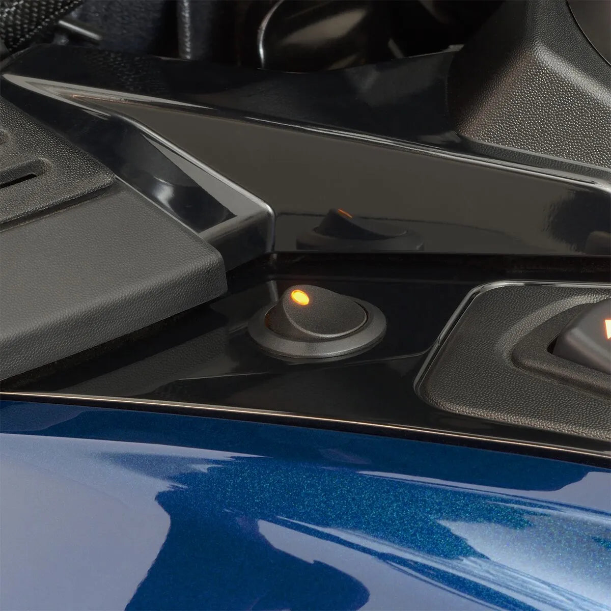 SHOW CHROME Focus™ 3-1/2" LED Körlyktkit - PE20012421 bild 4 PMIMAGE:DFADC31BFCB2971E0EFA
